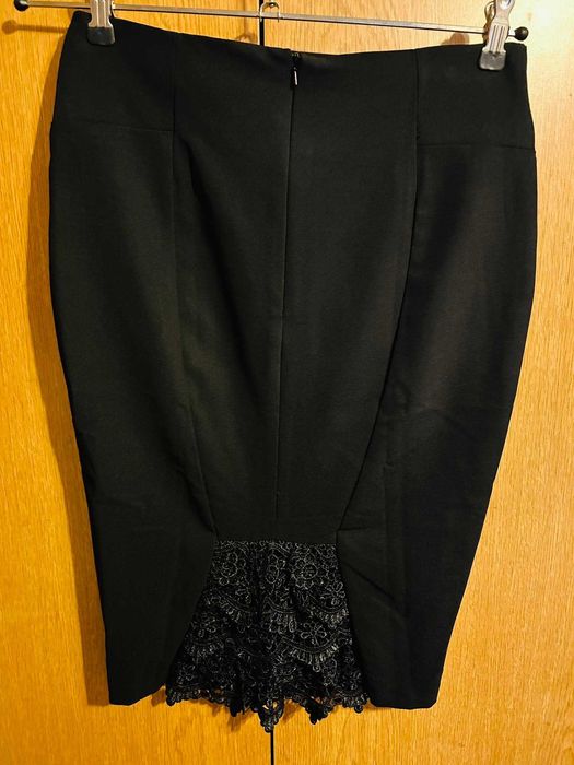 Елегантни поли-ежедневни и делови.