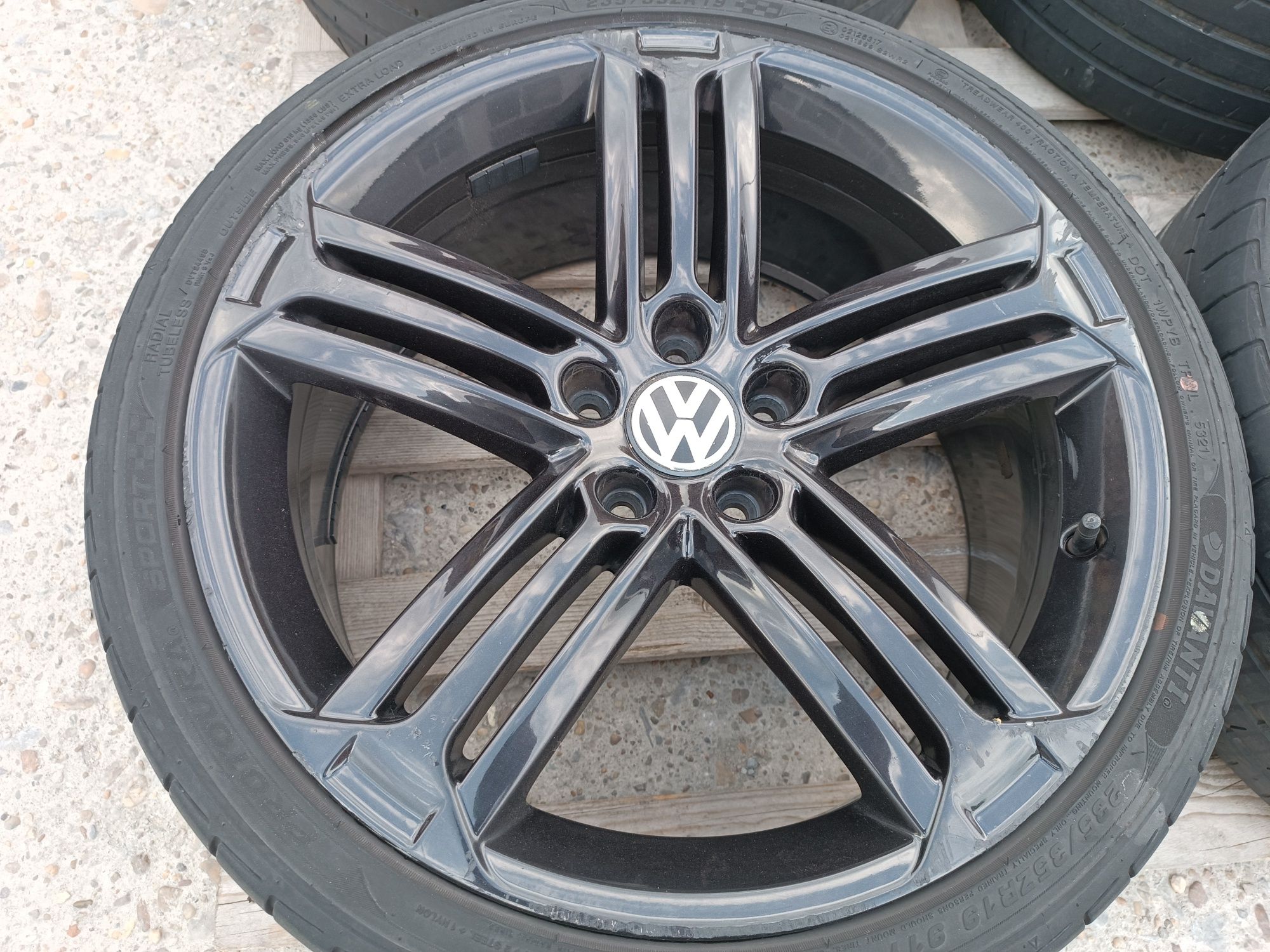 Лети джанти 19ки 5х112 VW + летни гуми 235/35/19