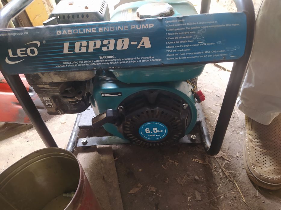 Продам 2 помпы водяные