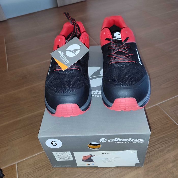 Albatros работни обувки с метално бомбе 1 бр. летни 1 бр зимни