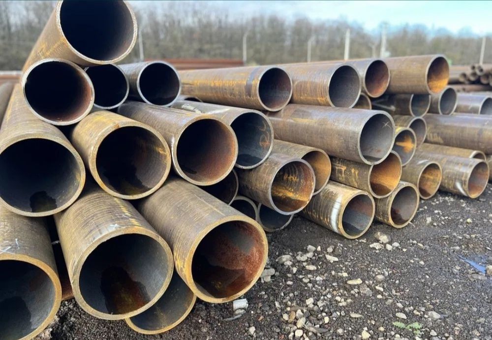 Vând teava metalica pentru subtraversari