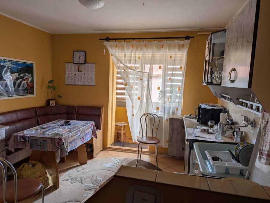 Inchiriez apartament 2 camere CII