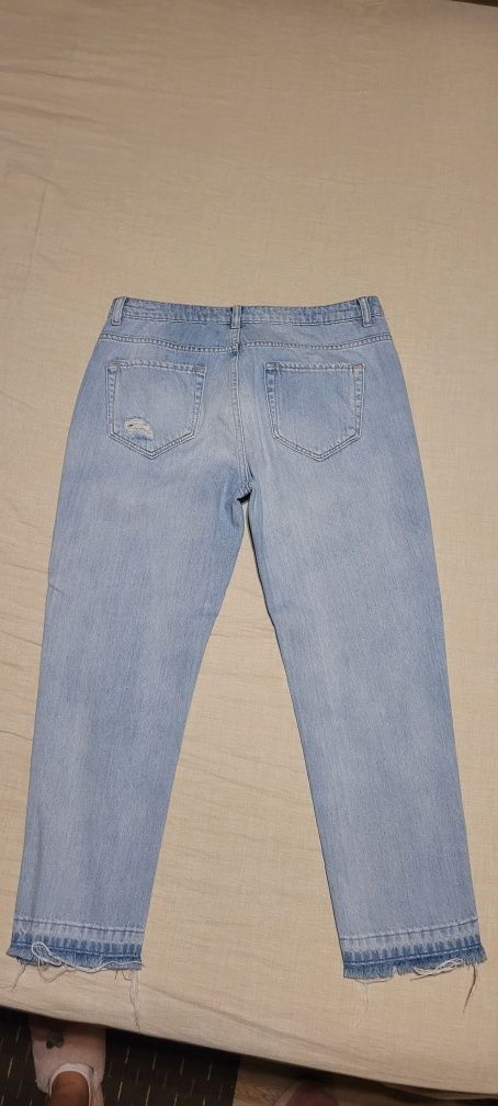 Jeans/ blugi  dama M