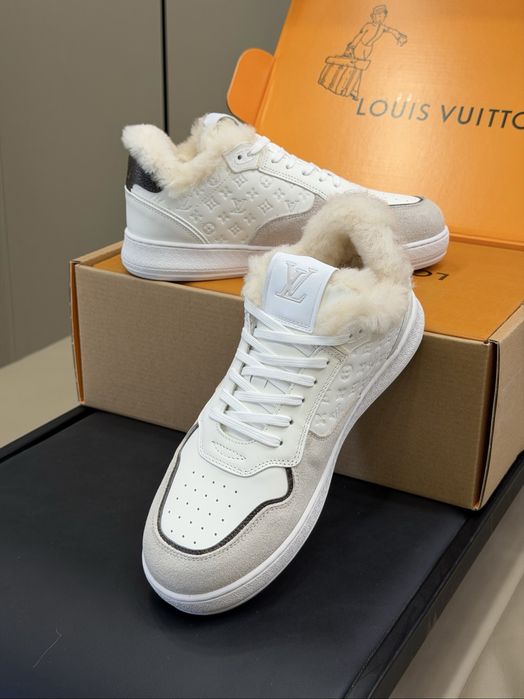 Adidasi Louis Vuitton , calitate premium , pe comanda , noi , 37