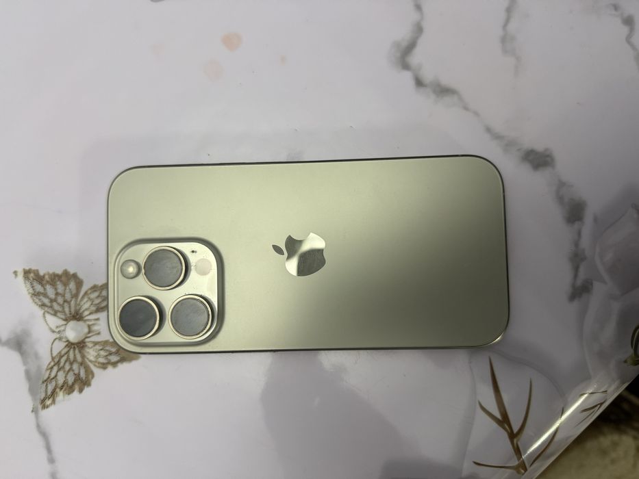 Iphone 16pro продается