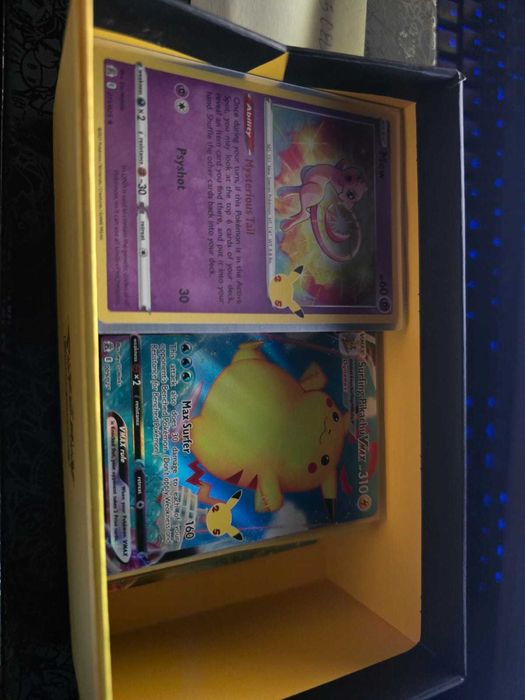 Pokémon Celebration lot ~205 cards
