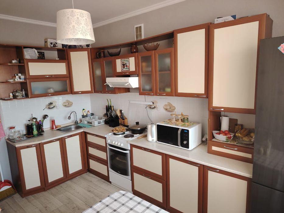 Продам кухонный гарнитур.