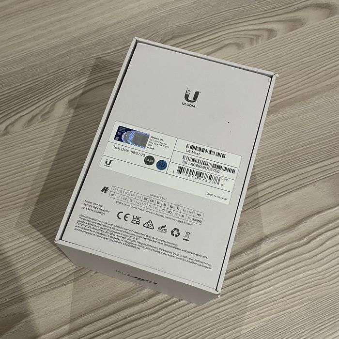 Ubiquiti UniFi U6-Mesh