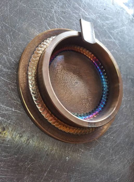 Опитен Аргон специалист – прецизна работа.