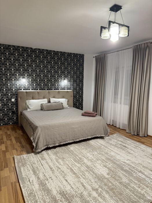 Casa, Regim-Hotelier, 3 dorm,2 bai, bucatarie si living