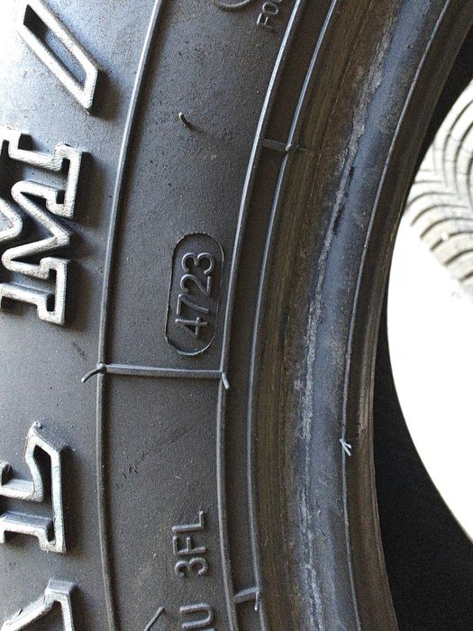 Гуми за кал 245/70/17 Като НОВИ!