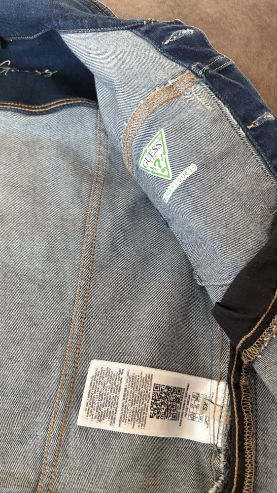 Дънкови яке Guess