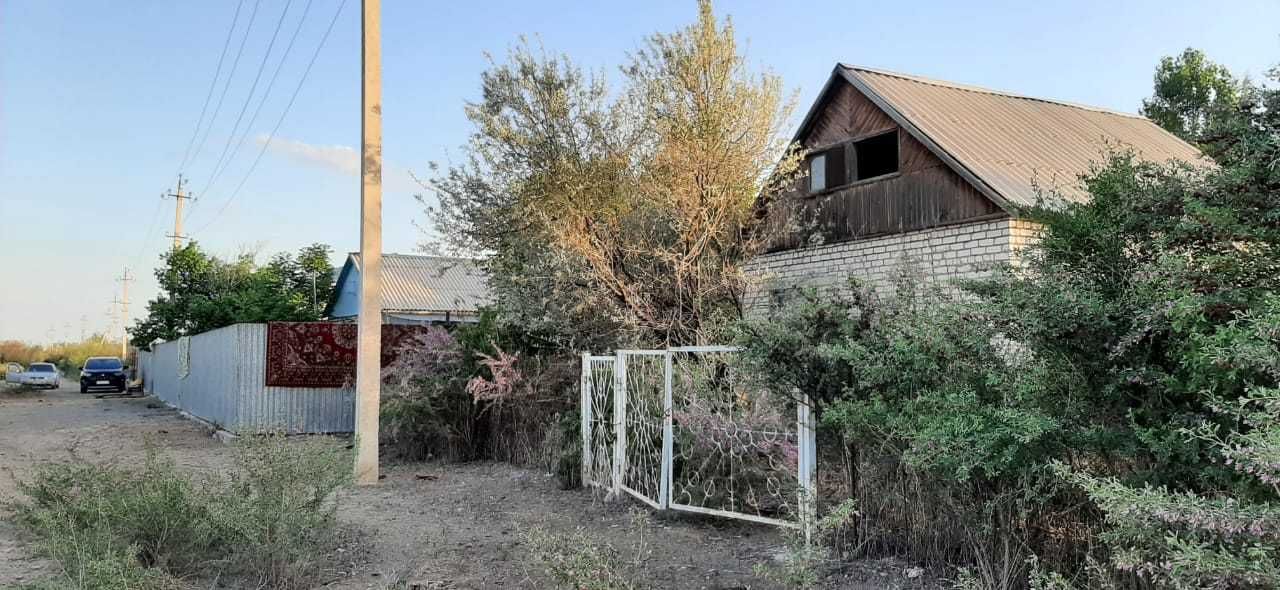 Продается дача в районе  (рядом с офисом КазГерМунай)