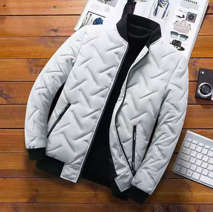 Geaca toamna.- iarna super  eleganta si moderna