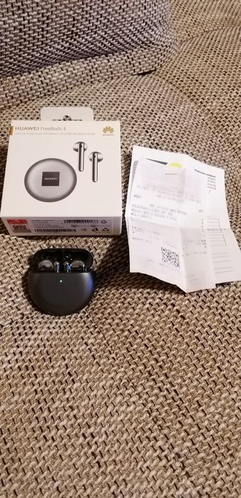 Huawei Freebuds 4 безжични слушалки