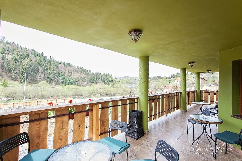 Cabana / Pensiune de vânzare – Stațiunea Colibița, zonă premium