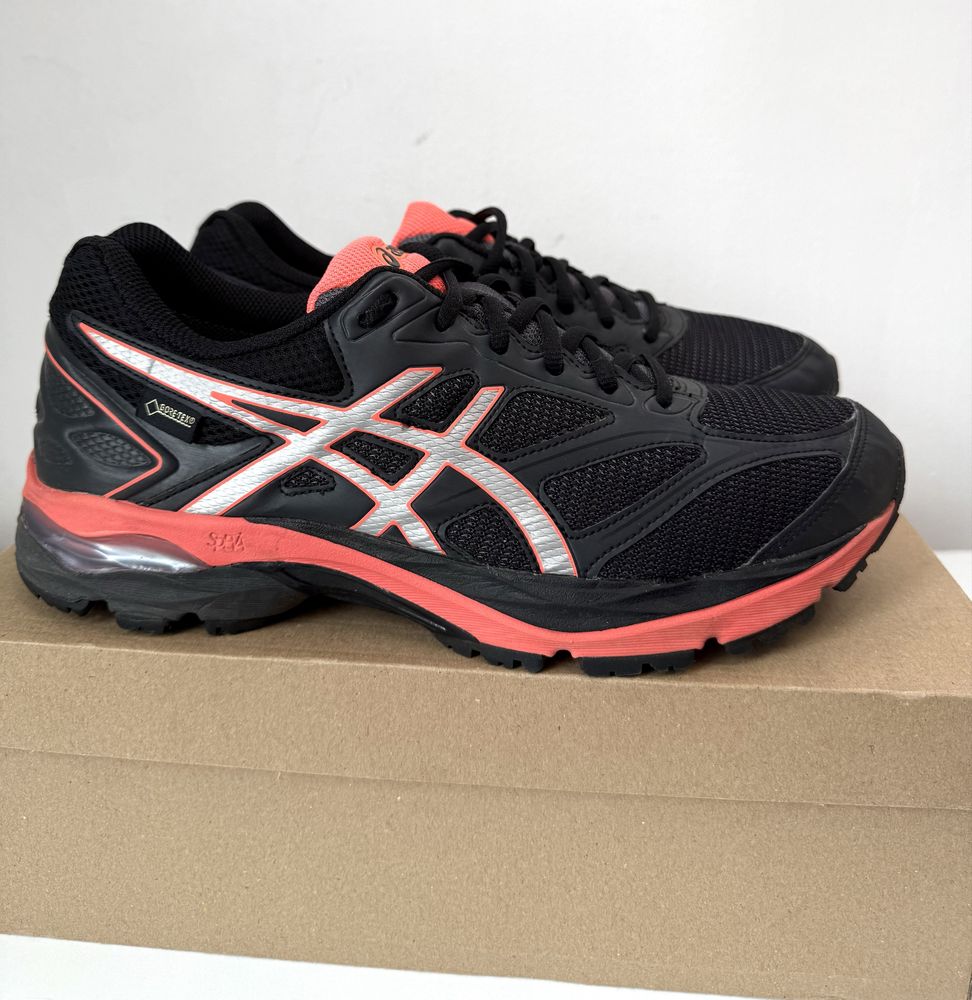 Asics Gel Pulse  Gore-Tex (42) Маратонки