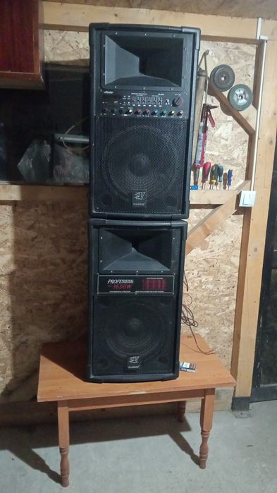 Vând  boxe vlliodor