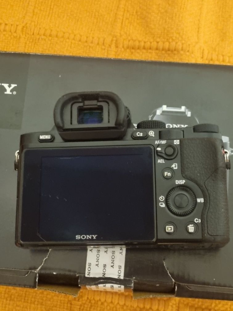 Body aparat foto video Sony Alfa A 7 intr-o stare perfecta functiona