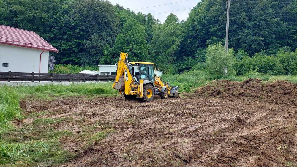 Buldoexcavator JCB 3CX  2020