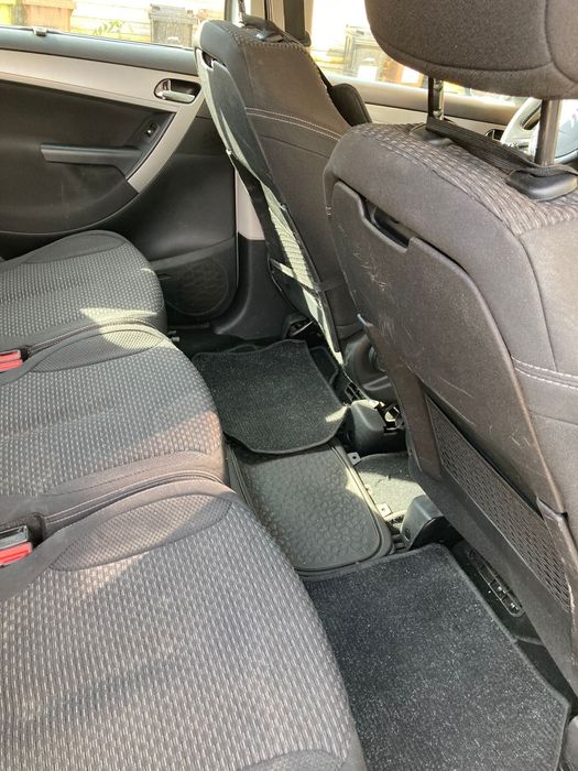 Vand Citroen Picasso 2012 cu cutie robotizata