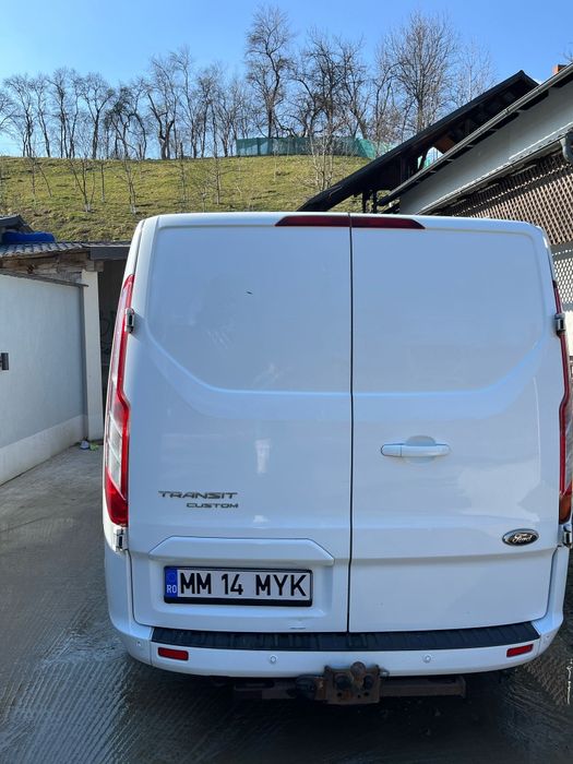 Vând ford custom 2015