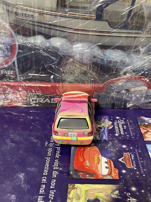 Cars disney Claire Gunz’er