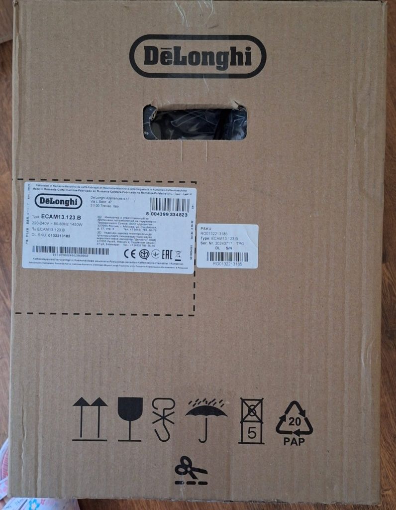 Espressor automat De’Longhi ECAM 13.123.B, 1450 W, 5 tipuri de bauturi