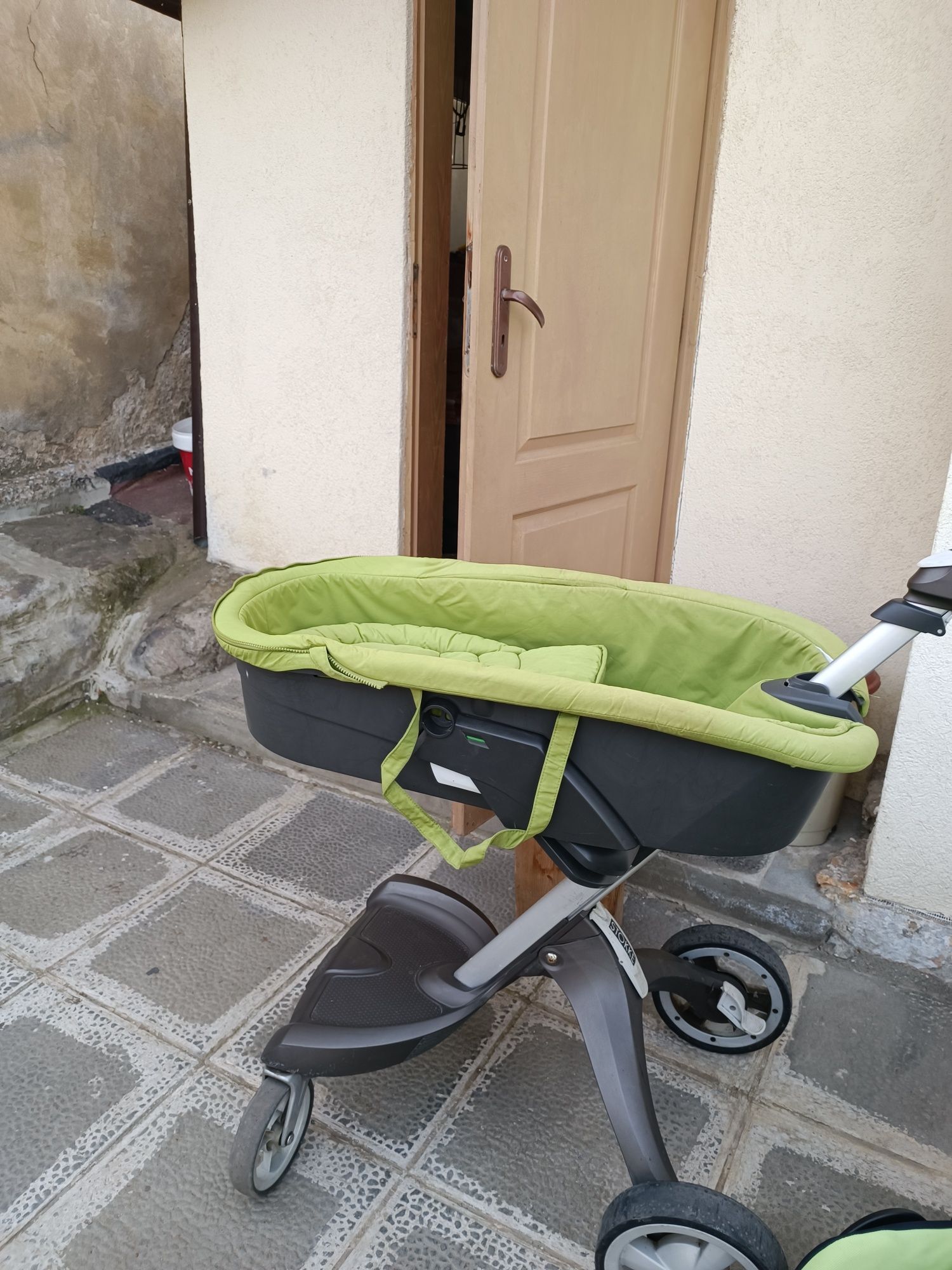 Бебешка количка Stokke