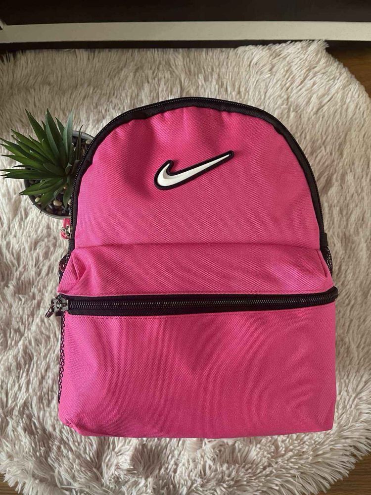 Дамска спортна раница NIKE just do it - НОВА