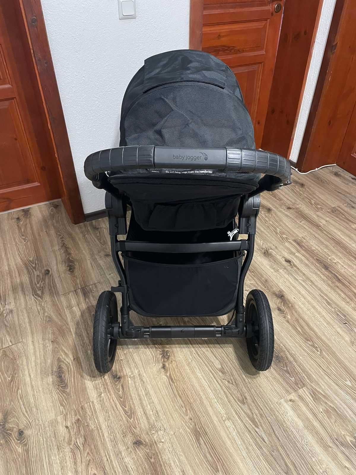 Детска количка за близнаци Baby Jogger Нова.