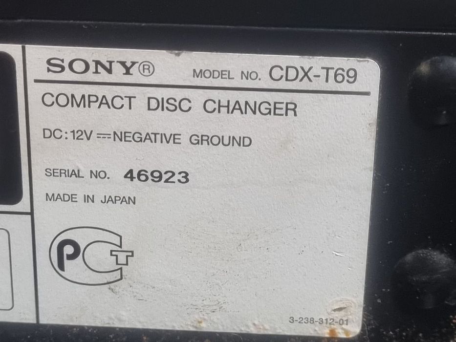 Cd changer Toyota RAV 4 II 2002 - 2006 (1211) 46923