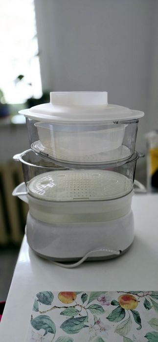 Aparat de gatit la aburi