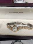 Швейцарски дамски часовник с диаманти - Raymond Weil Tango 5790