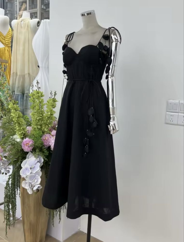 Ленена рокля на Miss Rosier/Zimmermann XS-L налична и в бяло