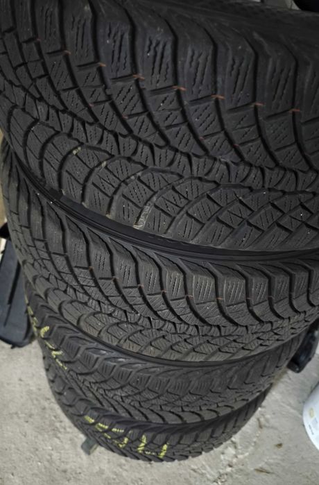 Зимни гуми KUMHO 225/50/17