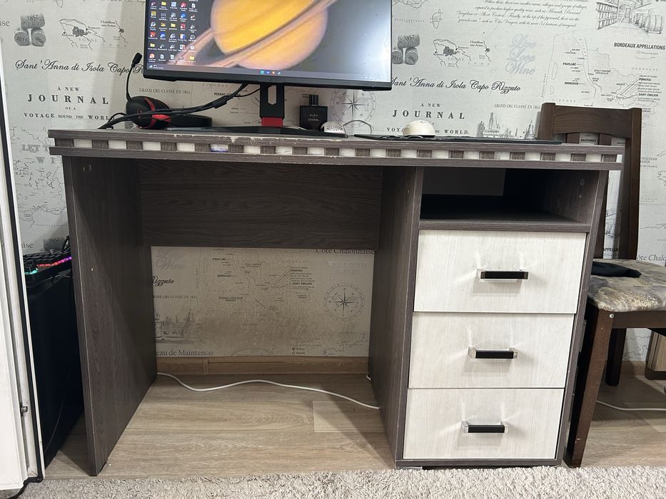 Продам стол в хорошем состоянии