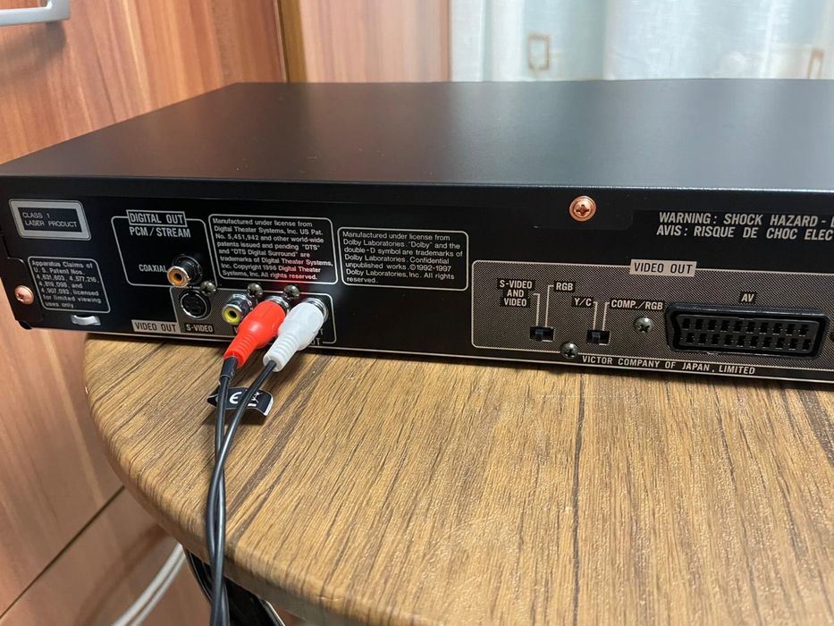 JVC XV-S300 DVD/VCD/Cd Player