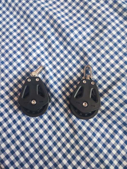 Макари с хълка с двойна ос