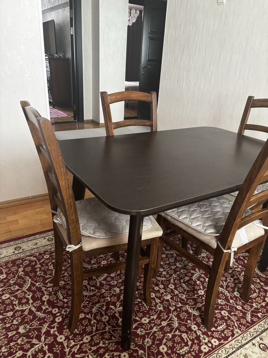 Кухонный стол продам