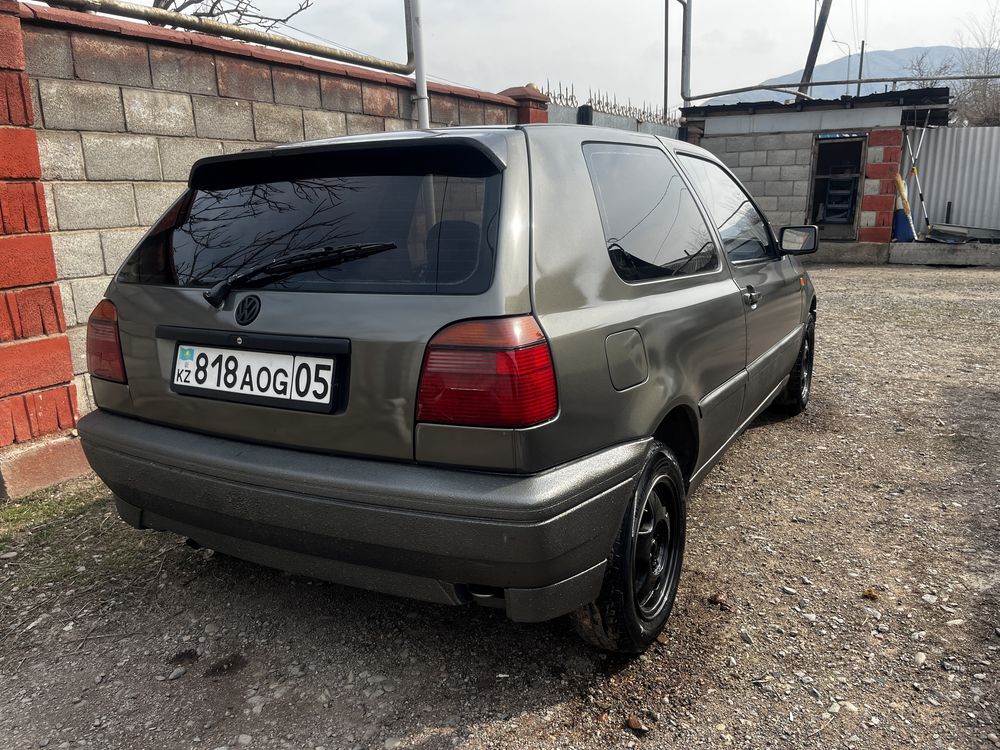 Golf III 1994 года об: 1.8