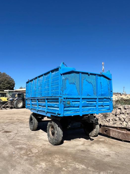 Traktor pritsep holati yangi