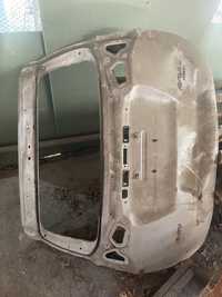 Дверь багажникатойотарав4,  цвет белый, на фото пыльный