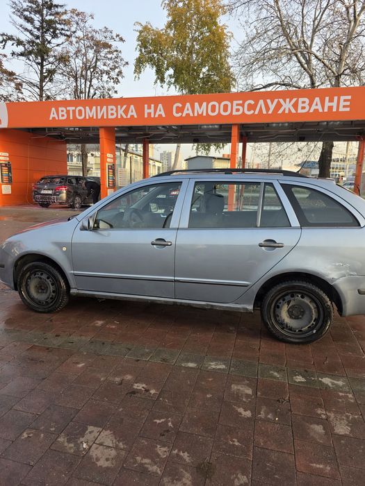 Shkoda fabia top
