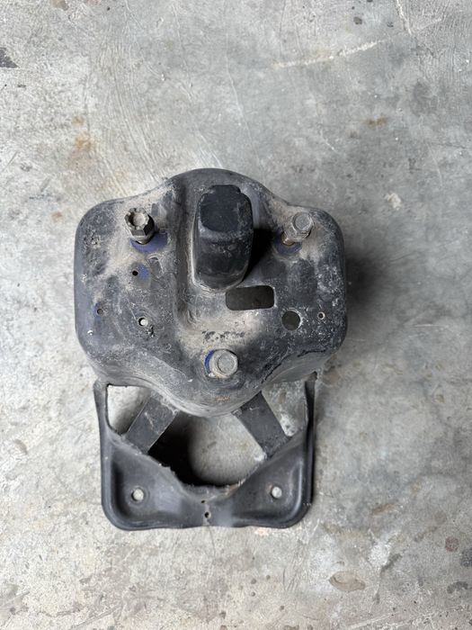 Стойка удължена за резервна гума Toyota J90