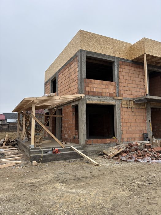 Vanzari case noi construite in Maracineni