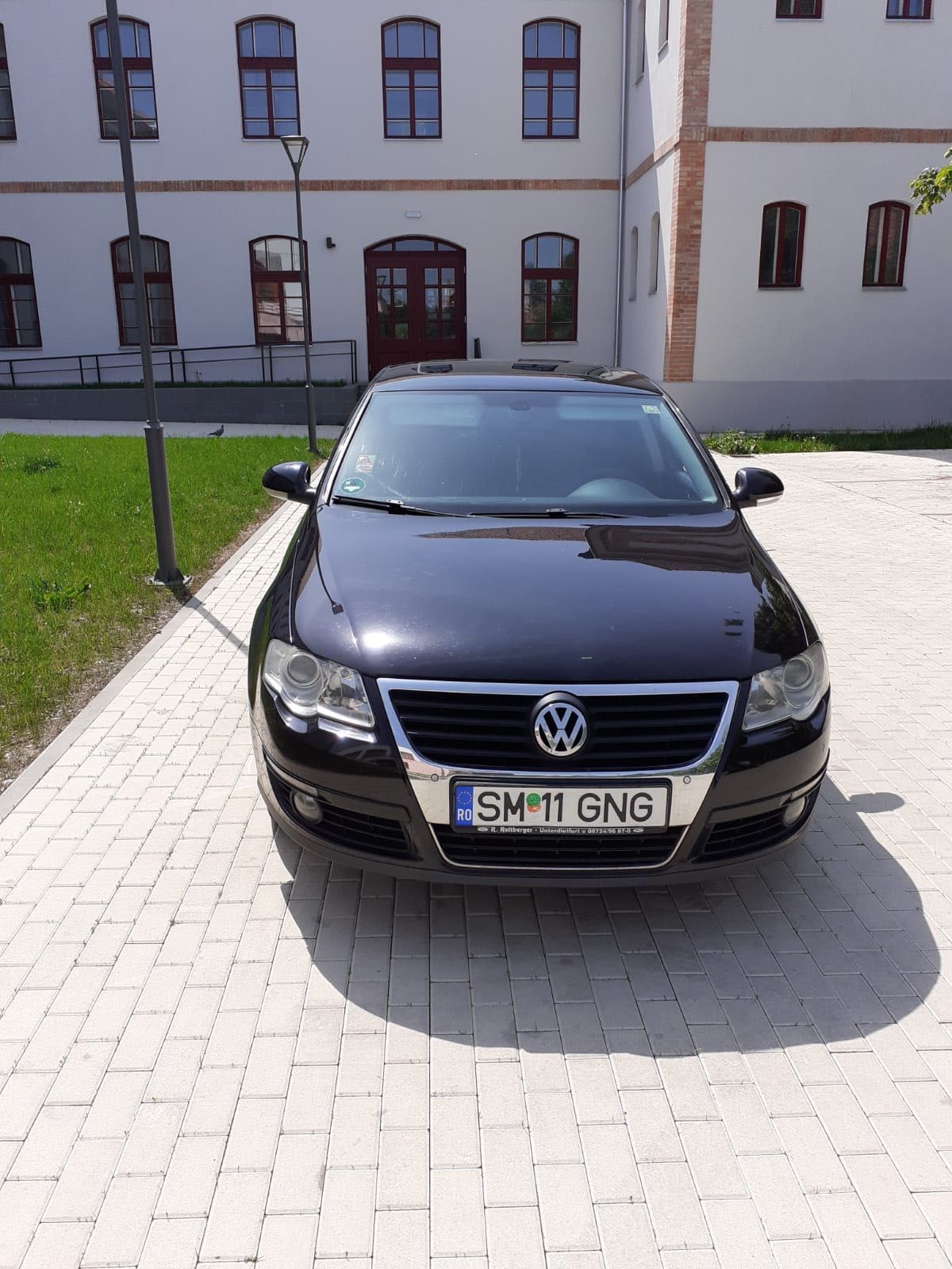 Vând Volkswagen Passat
