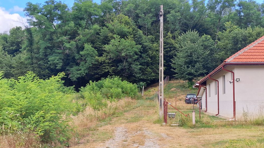 Teren vladesti sat Priporu, 4800 mp la 5 km de centrul orasului  Rm Vl