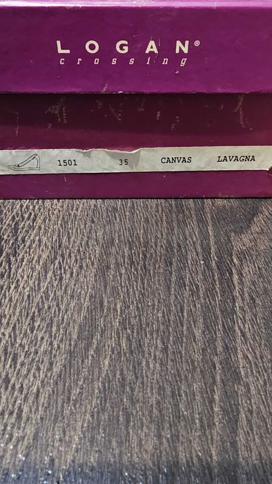 Дамски обувки LOGAN Crossing