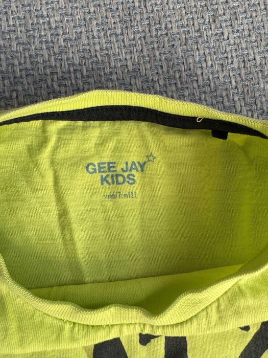 Детская футболка на мальчика на 8-10 лет